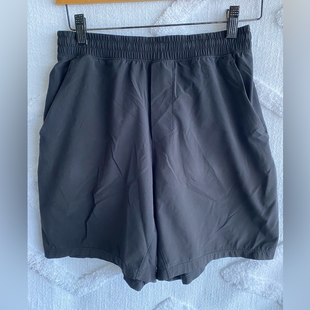 Men's Black Shorts Lululemon Size Small Pockets